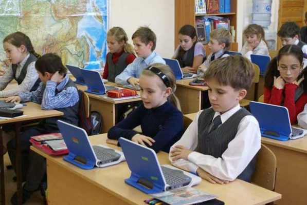 Стартовал цикл открытых уроков для школьников от Минобрнауки Российской Федерации