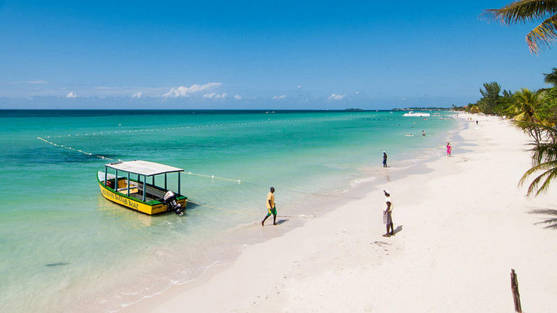 15. Семимильный пляж, Негрил, Ямайка . Лучшее время для посещения: круглый год.