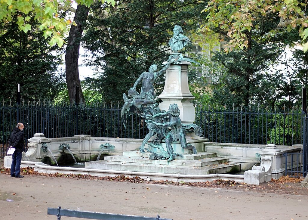 Париж. Памятник Эжену Делакруа (Ferdinand Victor Eugène Delacroix)