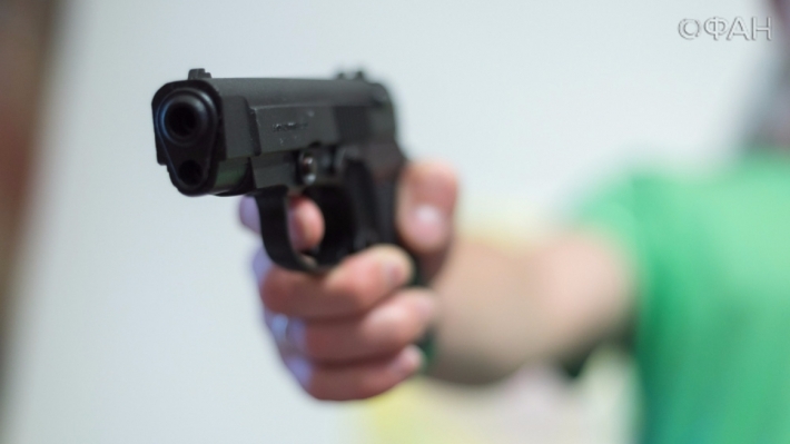 Пятилетний парень выстрелил себе в голову из пистолета