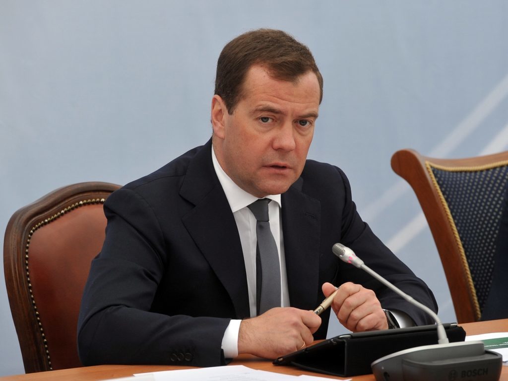 Медведев: в РФ не собираются допечатывать деньги, чтобы не разгонять инфляцию