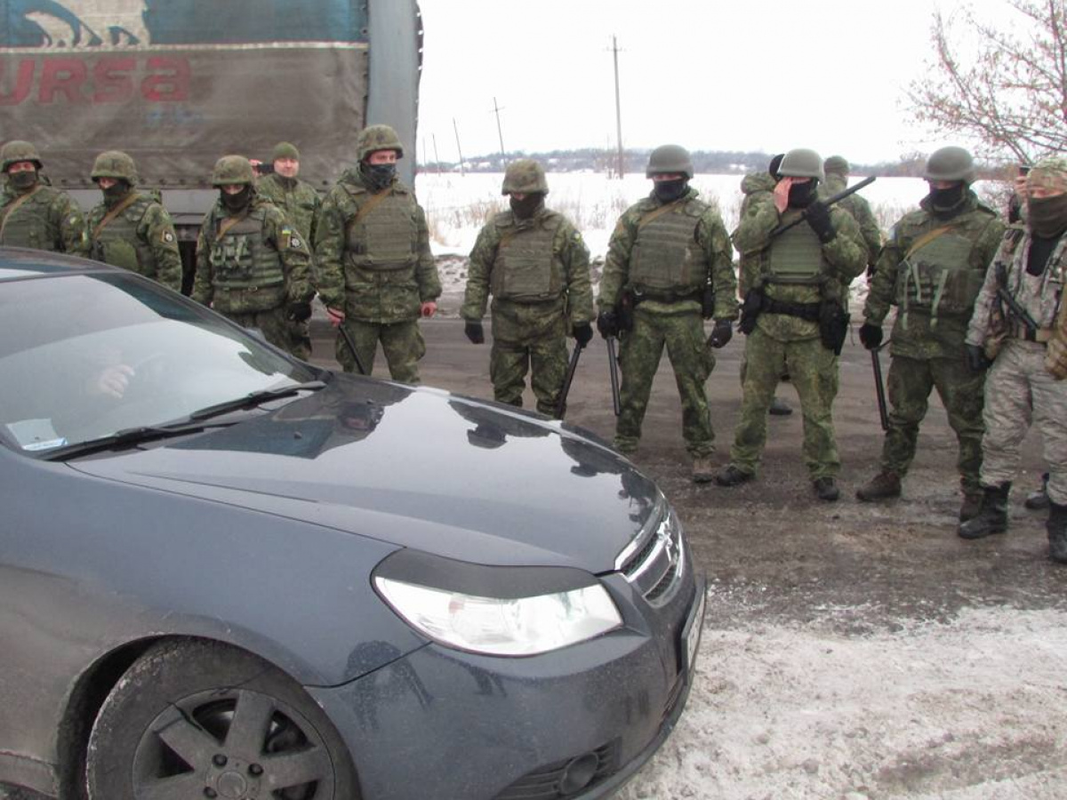 Организаторы блокады Донбасса приготовились к штурму и просят помощи