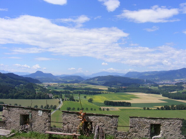 Замок Гохостервитц. Австрия