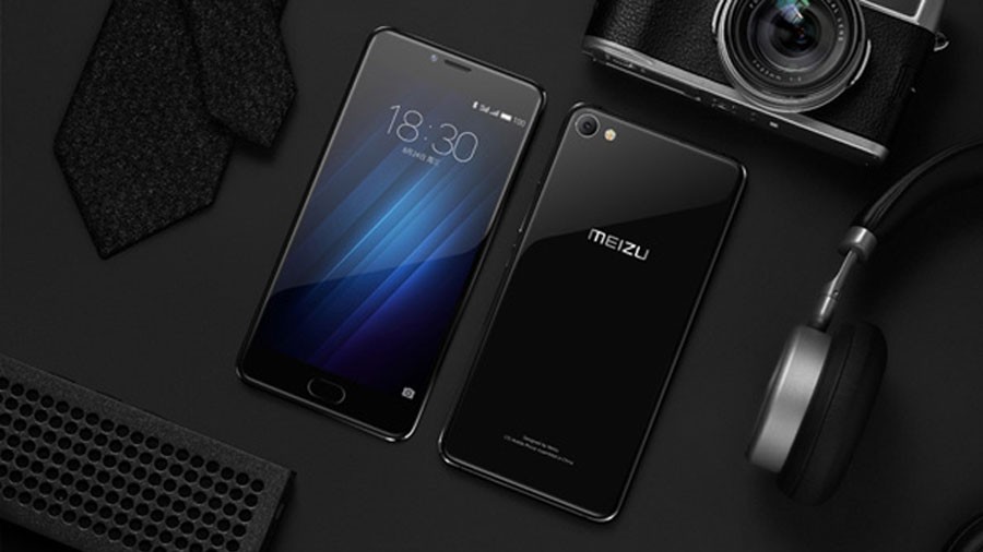 В глобальной паутине появились фотографии нового телефона от Meizu со сдвоенной камерой