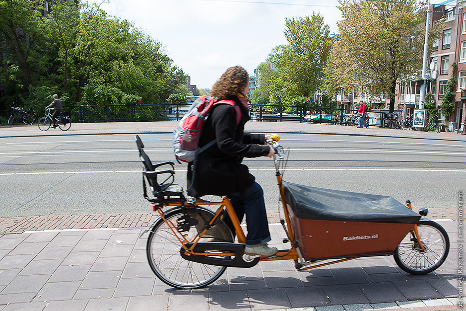 Велосипедист в Амстердаме