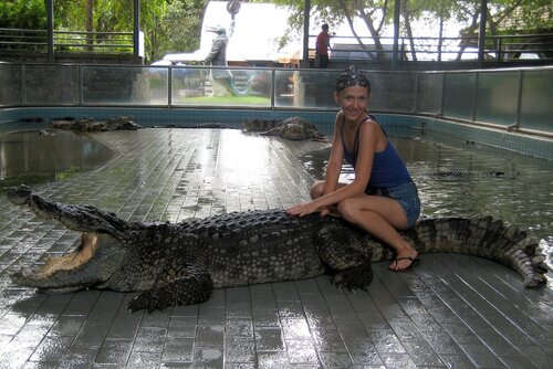 Девушка, которая не боится крокодилов