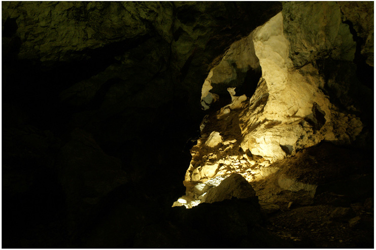 Фотографии природных интерьеров пещер Абхазии. © Фотограф Кирилл Кузьмин