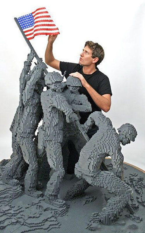 Искусство Lego: Невероятные скульптуры от Nathan Sawaya