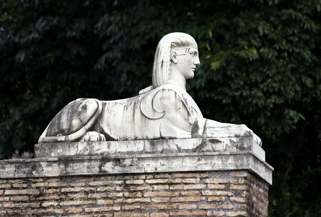 Фонтан богини Ромы (Fontana della Dea di Roma)