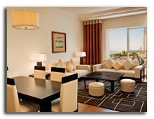 ОАЭ. Дубаи. UAE. Grosvenor House, Dubai. Tower 2 Apartment - Living and Dining Rooms