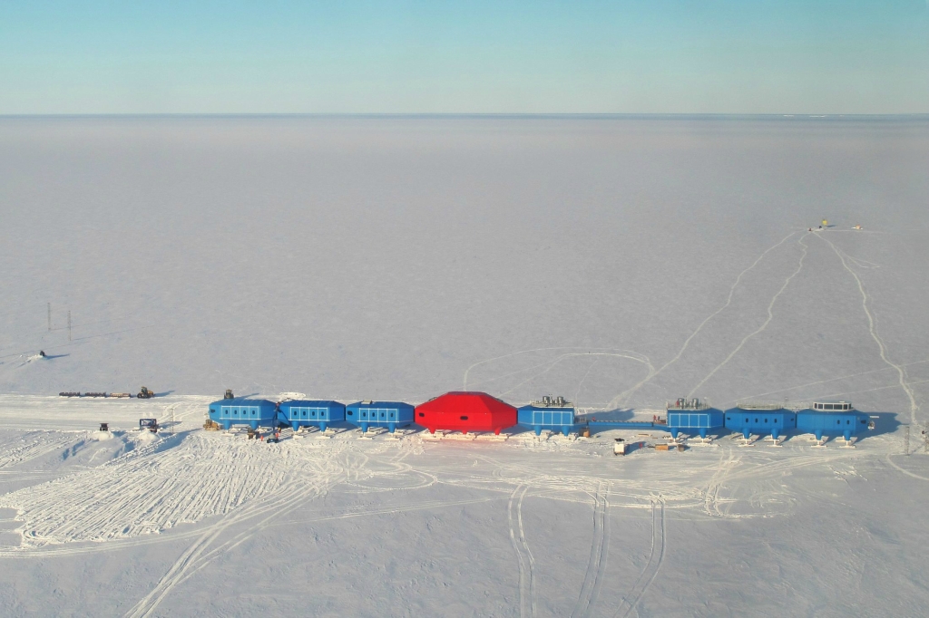 Антарктическая станция Halley VI