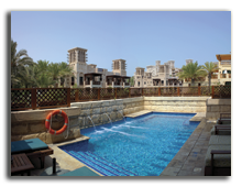 ОАЭ. Дубаи. Madinat Jumeirah - Dar Al Masyaf Hotel. Royal Villa. Pool