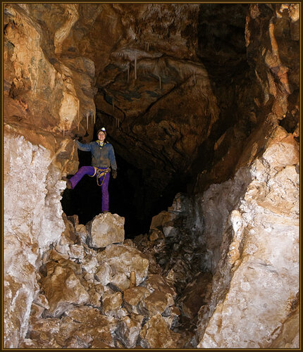 Мы гуляем по пещере