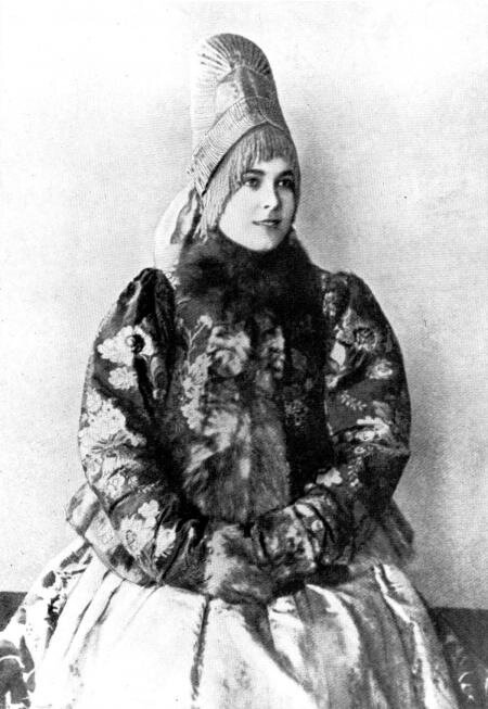 Женщина в кокошнике Костромская губерния