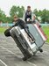 Важное умение в России - снимать колеса на ходу