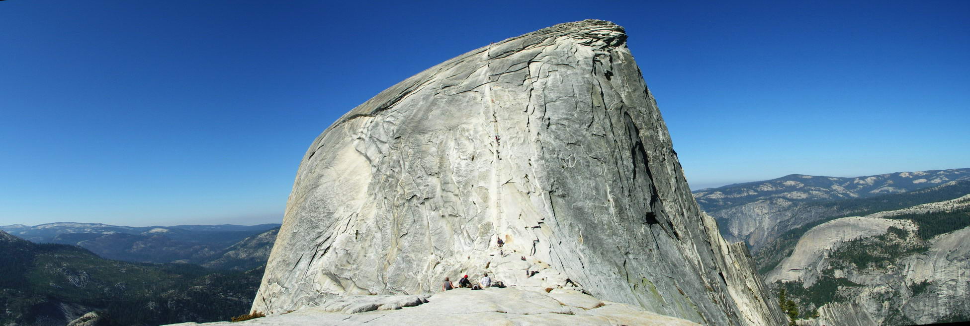 HalfDome_Cables_Pano_resize