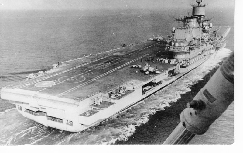 ТАКР пр.1143.5 «Адмирал Флота Советского Союза Кузнецов» в период приёмных испытаний.