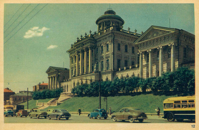 Библиотека им.В.И.Ленина  / 1784-1786гг. /, архитектор Баженов