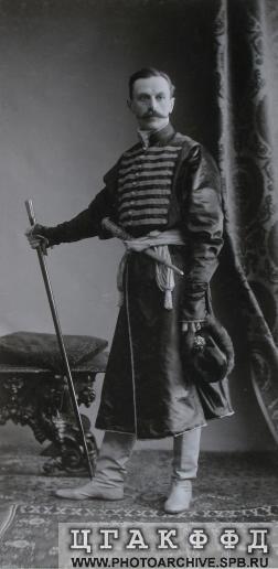 Церемониймейстер Н.Н.Лопухин в костюме боярина XVII века.