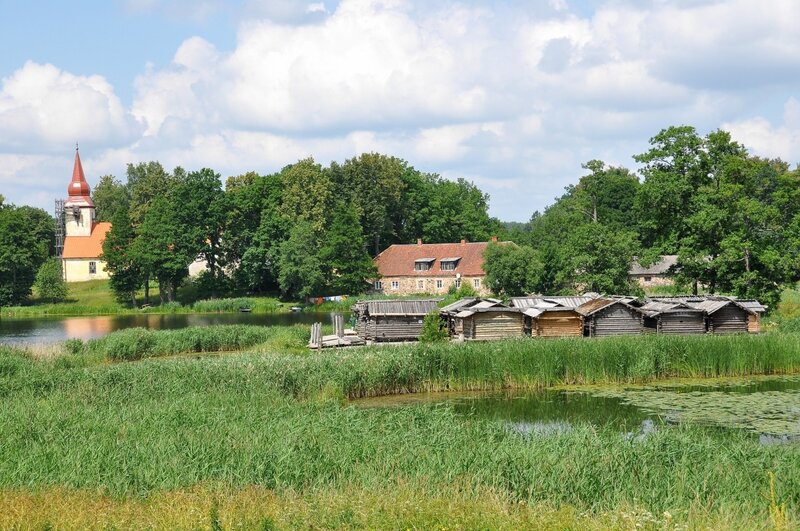 Латвия:Малпилс-минизоопарки и фермы-Арайши-Цесис-Лиепа-Рауна