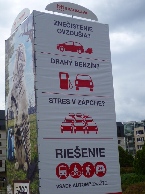 Таблички в Братиславе, Словакия (Tablets in Bratislava, Slovakia)