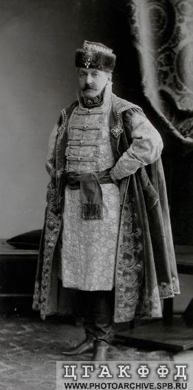 Шталмейстер П.М.Лазарев в костюме боярина XVII века.