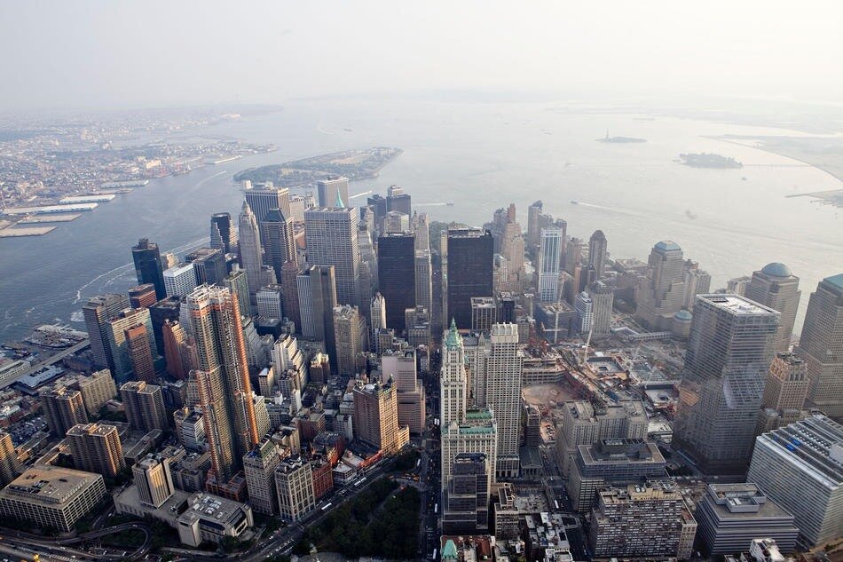 Нью-Йорк с высоты! Manhattan Office Vacancy Rate Drops In Second Quarter