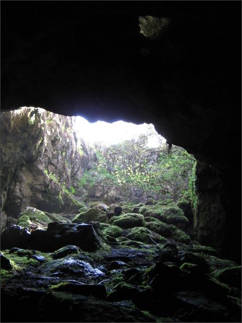 Пещера Большой Бузлук, пещеры Караби-Яйла
