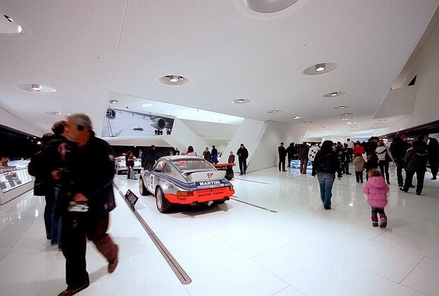 Музей Порше (Porsche Museum) в Штутгарте