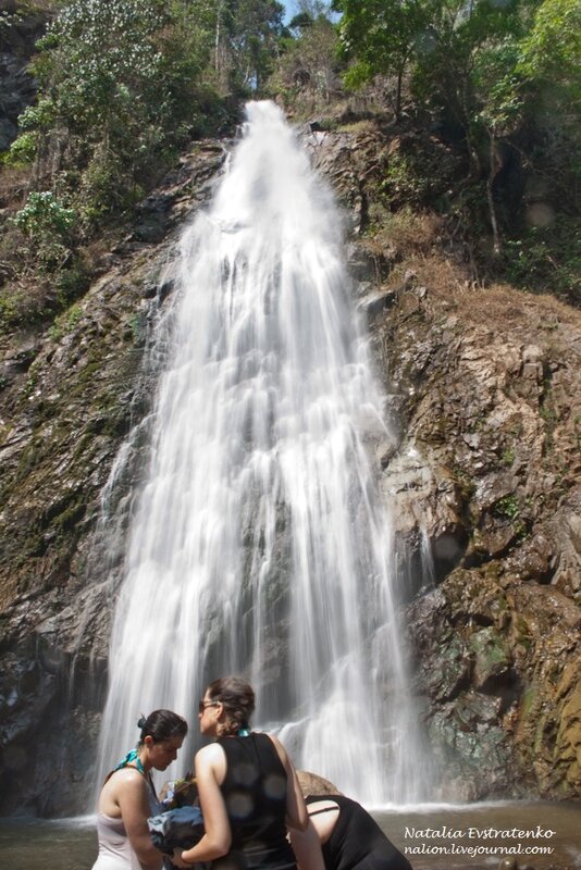 водопад Khun Korn