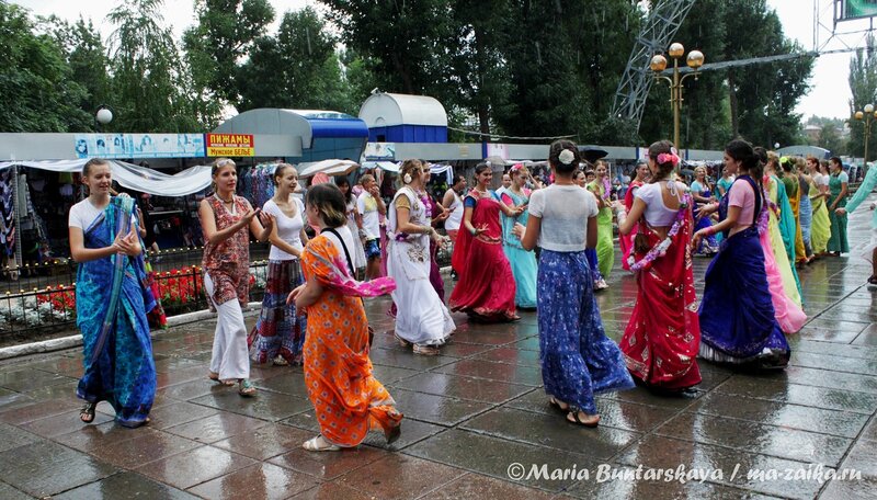 Ратха-ятра или фестиваль колесниц, Саратов, 01 июля 2012 года