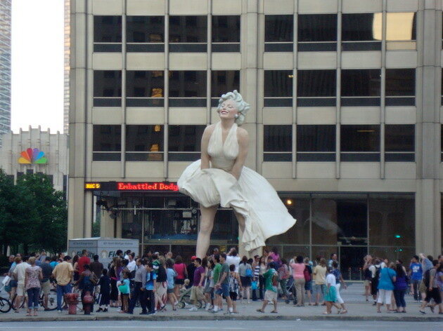Cкульптура Мэрилин Монро в Чикаго