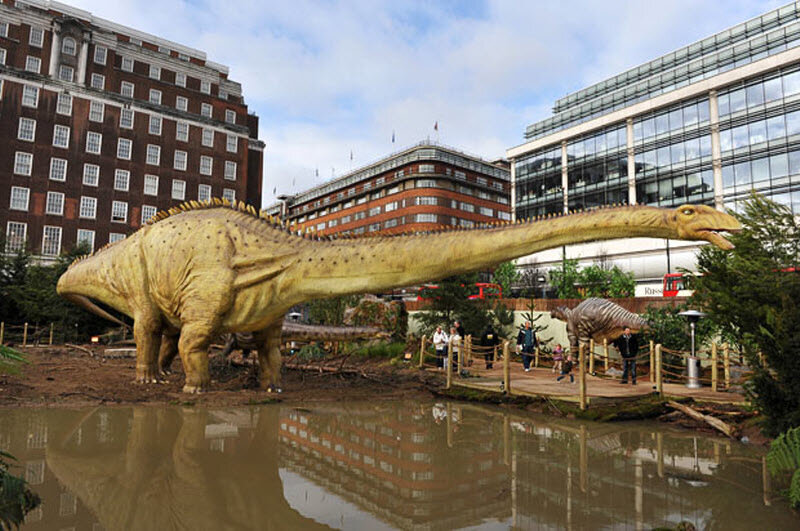 Выставка динозавров в Лондоне 