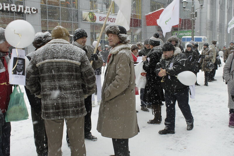 Акция 'За честные выборы', Саратов, проспект Кирова, 26 феевраля 2012 года
