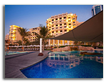 ОАЭ. Дубаи. The Westin Dubai Mina Seyahi Beach Resort & Marina. Westin Main Pool