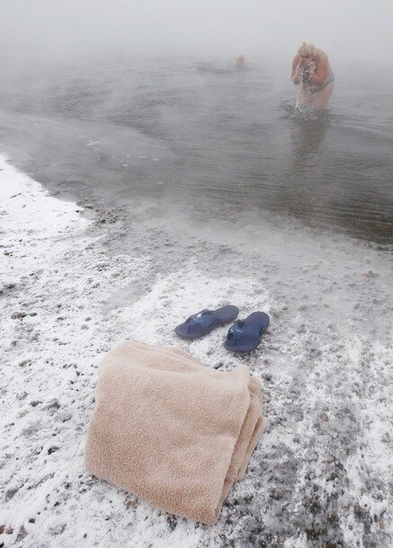 купание в ледяной воде