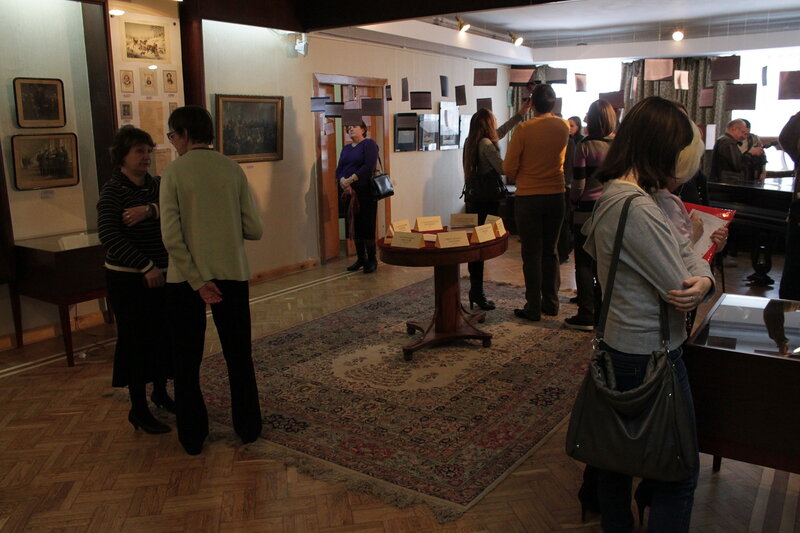 Открытие выставки 'Чернышевский: 'Pro et contra' (возмутитель спокойствия)', Саратов, 21 марта 2012 года