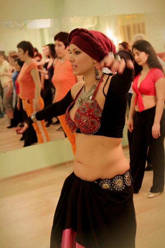 Америкен трайбл стайл в Саратове, студия танцев 'Inside', 07 апреля 2012 года
