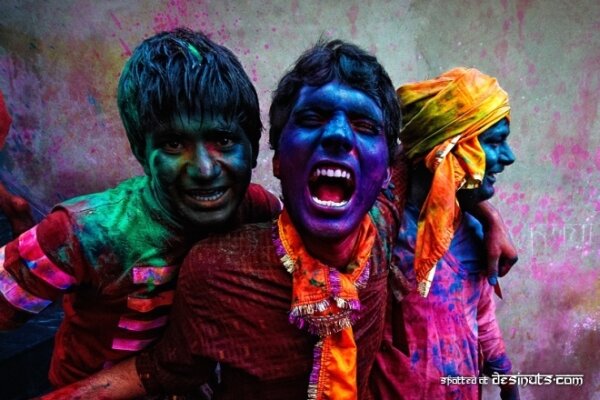 Фестиваль Красок Холи в Индии в 2009 году (Holi, Festival of Colours)