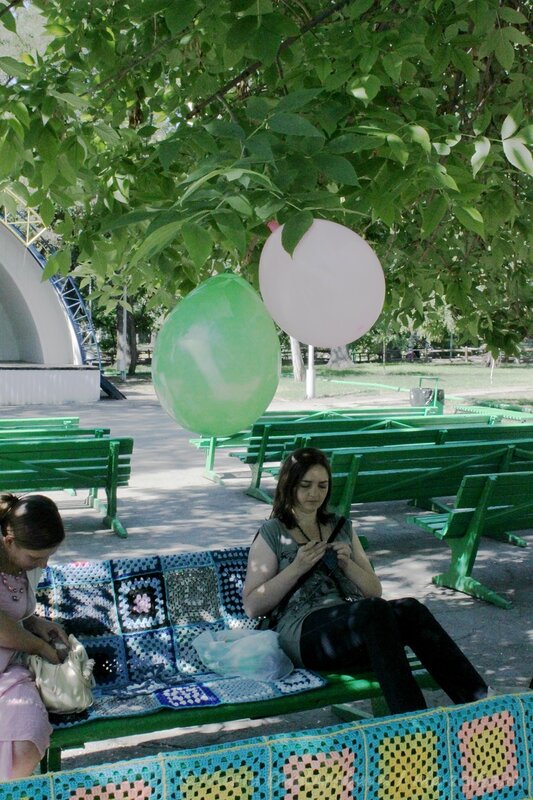 Всемирный день вязания на публике, Саратов, городской парк культуры и отдыха им.Горького, 09 июня 2012 года
