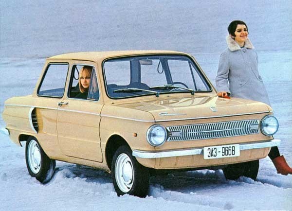 Советская реклама автомобилей 