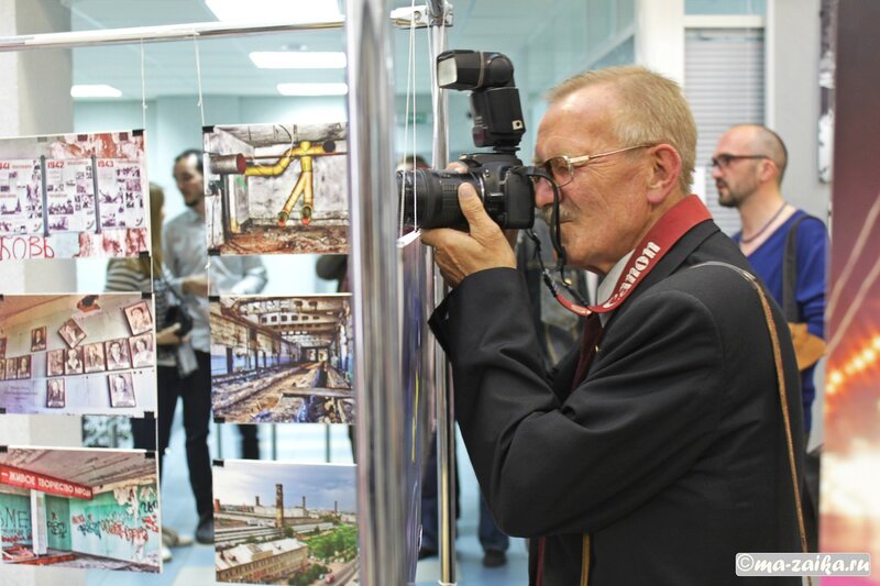 Открытие фотовыставки 'Жизнь', Саратов, атриум банка 'Экспресс-Волга', 02 мая 2012 года