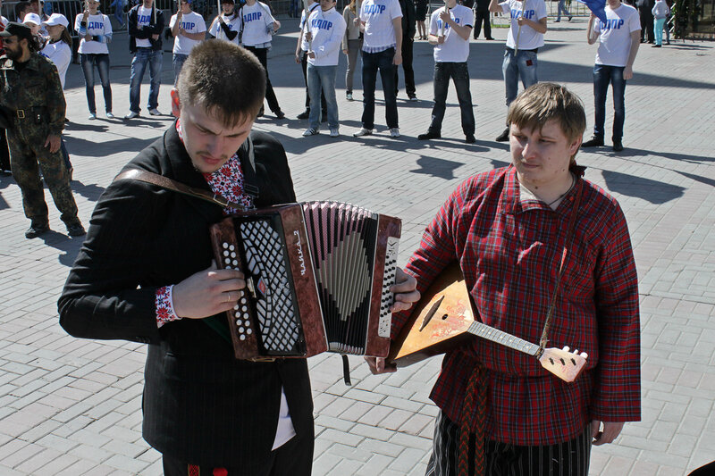 Праздничный митинг ЛДПР, Саратов, проспект Кирова, 01 мая 2012 года