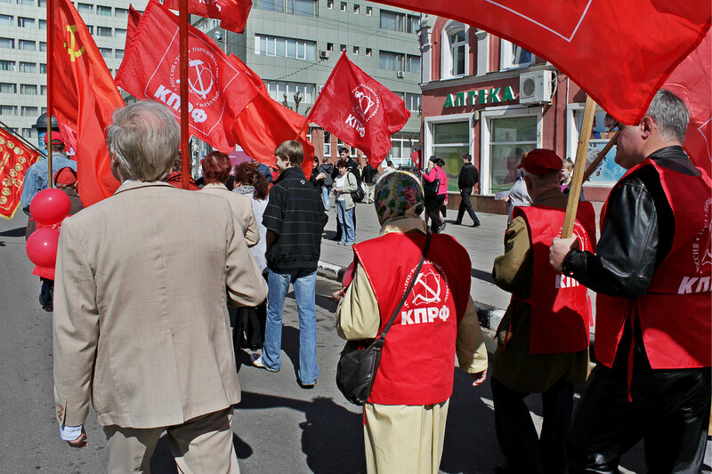 Первомайское шествие, Саратов, 01 мая 2012 года