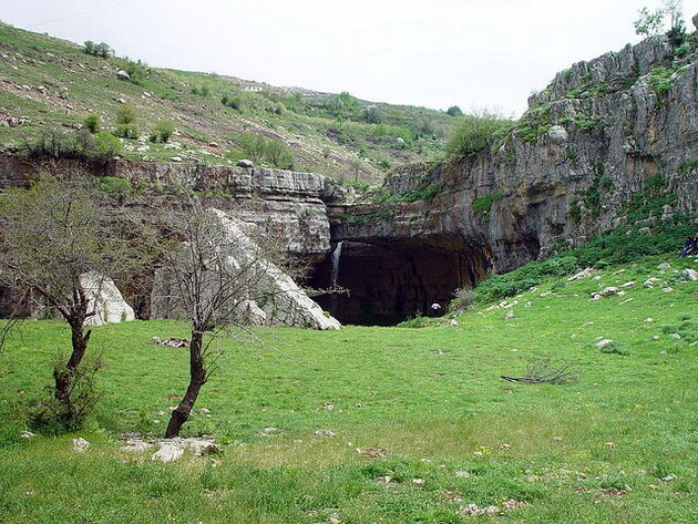 Водопад Баатара. Ливан