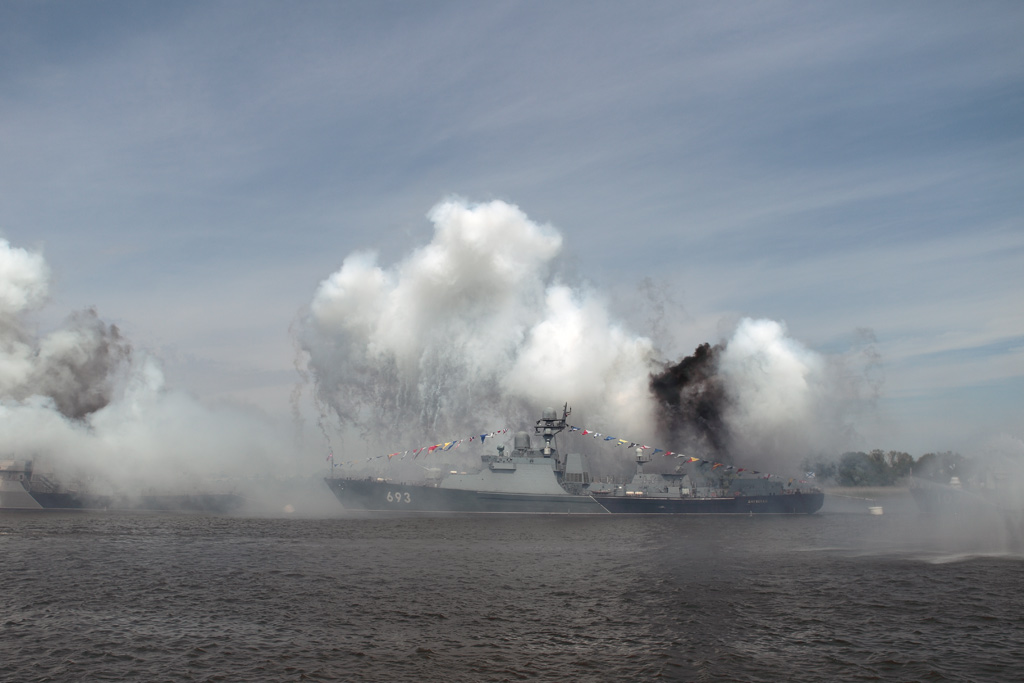  Репортаж о Дне Военно Морского Флота в Астрахани 