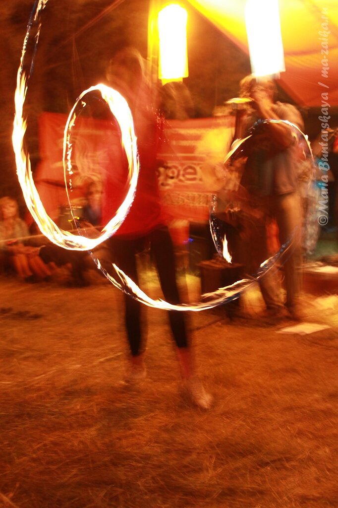 Огненное шоу, фестиваль 'Время колокольчиков', село Генеральское, 28 июля 2012 года