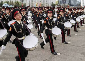 В Приморье Уссурийское суворовское военное училище за 75 лет выпустило 13 тысяч юношей