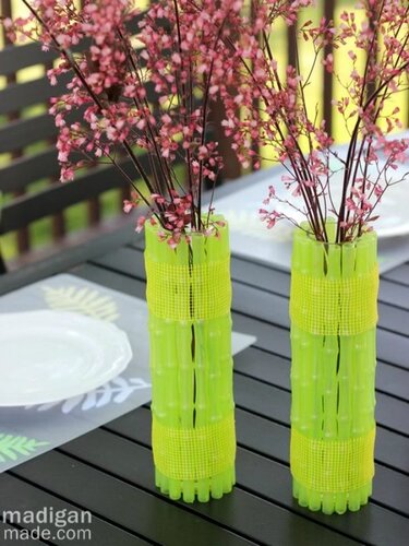 Неоновые вазы из бамбука