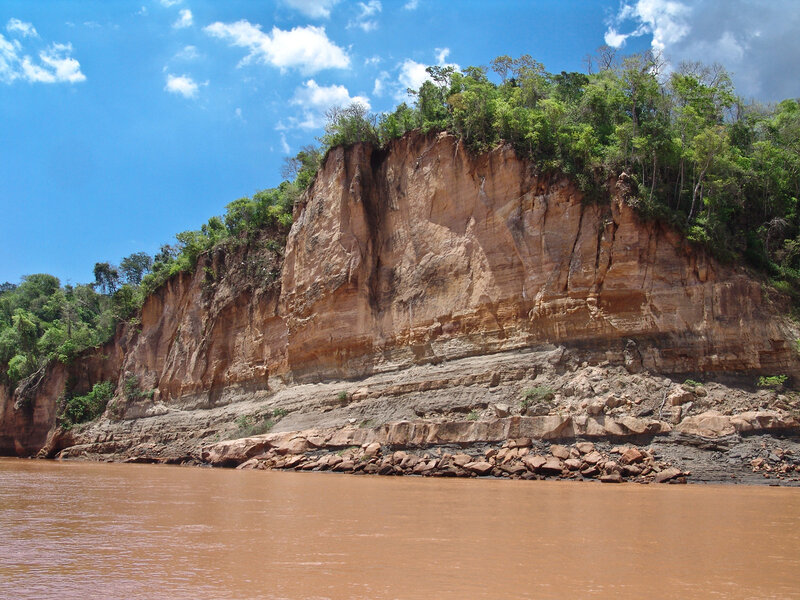 Мадагаскар, сплав по реке Цирибихина, цинги, край баобабов, восточное побережье.